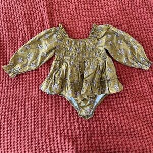 Arabella & Rose Maribelle romper size 2